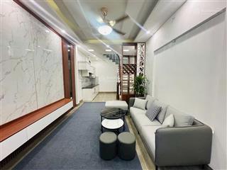 Nhà mới tinh phương canh, sát chợ, ngõ thông 6 tỷ nhỉnh ô tô đỗ cửa, bãi đỗ xe ngay cạnh nhà