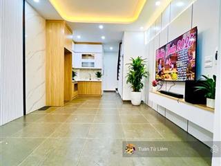 Cầu diễn ô tô đỗ cửa 7tỷ6 40m 5 tầng dân xây2 thoáng trước sau không quy hoạch