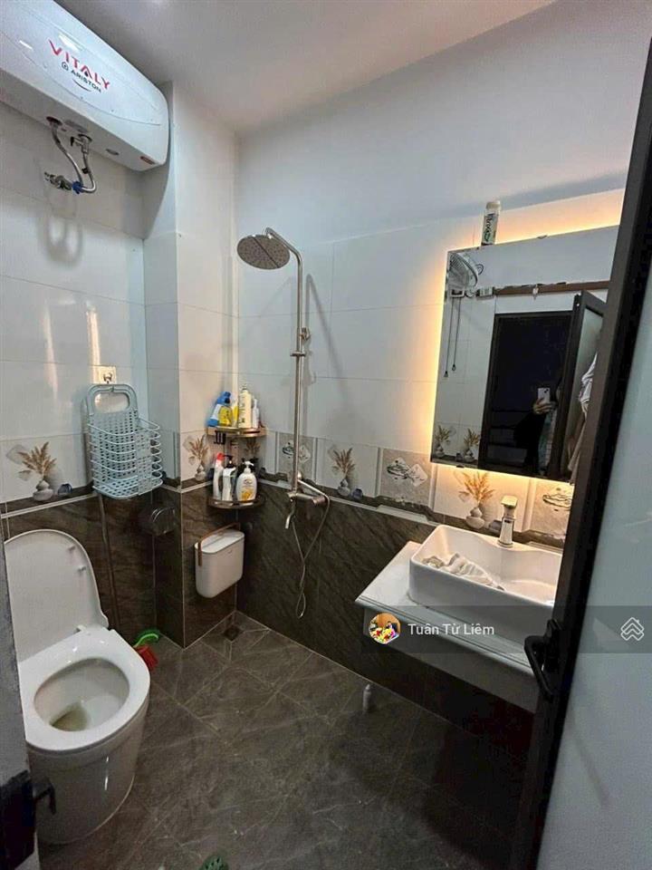 Chỉ 8 tỷ có nhà dân xây đức diễn 46m5 tầng20m ra ô tô tránh2 thoáng trước sausổ net chủ nhiệt