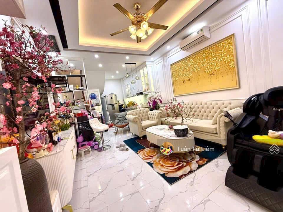 Chỉ 8 tỷ có nhà dân xây đức diễn 46m5 tầng20m ra ô tô tránh2 thoáng trước sausổ net chủ nhiệt