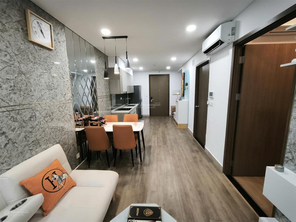 Nhà mới ở ngay river panorama  2pn, 1wc  full nội thất mới  sổ hồng  có hỗ trợ vay ngân hàng