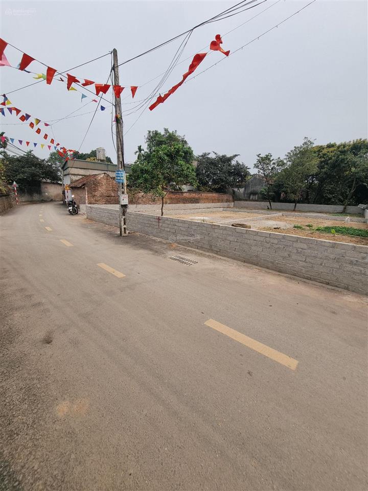 Chính chủ ! bán đất sơn tây 305m  100m thổ cư, giá hơn 2 tỷ  gần trường cấp 1 cách tl413 chỉ 50m