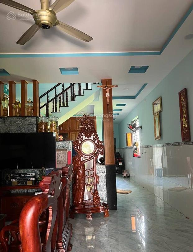 Bán nhà mặt tiền hóc môn  giá 5 tỷ 500 tl  5m x 22m  đường xuân thới sơn 31