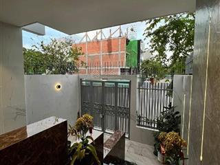 Siêu phẩm nhà 5 tầng mặt tiền đường 16m sổ riêng ngay kdc mizuki cao cấp! chỉ 15.9 tỷ. tl
