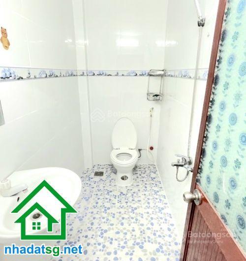 Chỉ 6,6 tỷ hxh trường chinh 3 tầng btct  cách mặt tiền vài căn 4pn  4wc gần ga t3