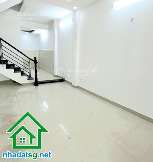 Chỉ 6,6 tỷ hxh trường chinh 3 tầng btct  cách mặt tiền vài căn 4pn  4wc gần ga t3