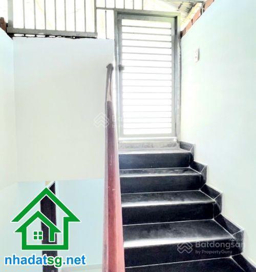 Chỉ 6,6 tỷ hxh trường chinh 3 tầng btct  cách mặt tiền vài căn 4pn  4wc gần ga t3