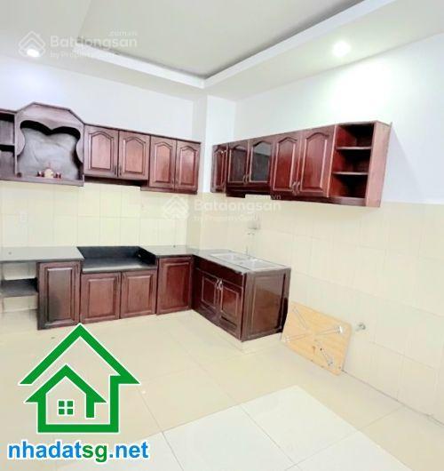 Chỉ 6,6 tỷ hxh trường chinh 3 tầng btct  cách mặt tiền vài căn 4pn  4wc gần ga t3