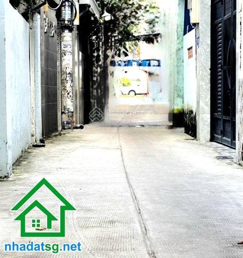 Chỉ 6,6 tỷ hxh trường chinh 3 tầng btct  cách mặt tiền vài căn 4pn  4wc gần ga t3