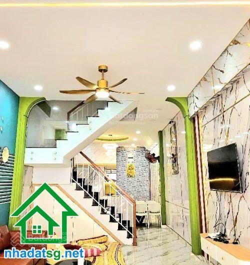 Chỉ 7,4 tỷ siêu phẩm siêu rẻ  đường 12m không lộ giới  đi bộ aeon tân phú  60m2 3 tầng  hc đủ