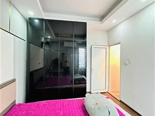 Nhà mặt tiền khủng phố khâm thiên, 6 tầng x 20m2, sổ vuông, mặt tiền 4.5m, tặng full nội thất