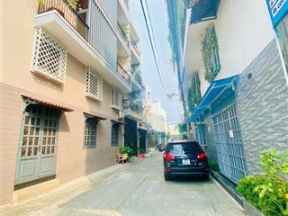 Hxh vào nhà 4 tầng phú thọ hoà cạnh chợ vải  4m x 17m  5pn mà chỉ nhỉnh 8 tỉ x