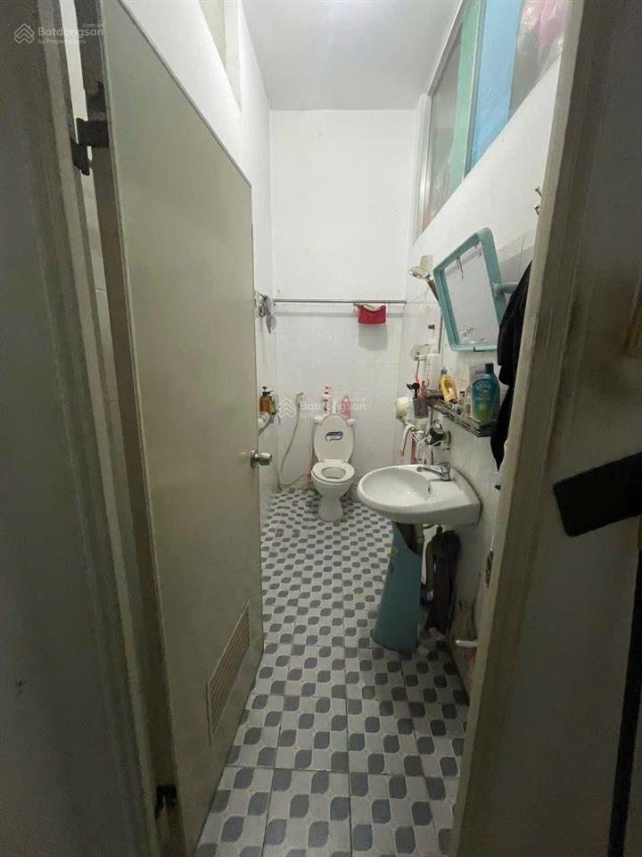 Bank định giá 28 tỉ ! chính chủ cần tiền bán gấp mặt tiền cmt8 , tân bình  cạnh bv thống nhất