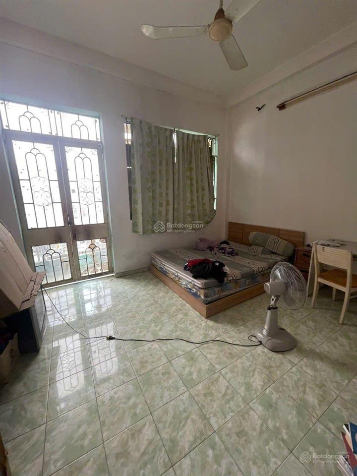 Bank định giá 28 tỉ ! chính chủ cần tiền bán gấp mặt tiền cmt8 , tân bình  cạnh bv thống nhất