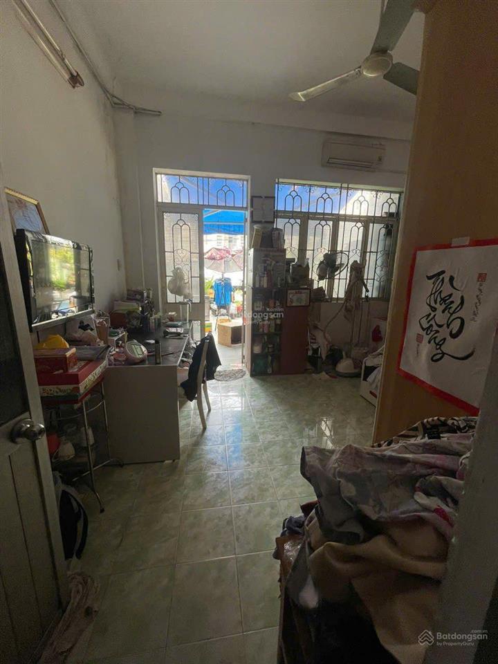 Bank định giá 28 tỉ ! chính chủ cần tiền bán gấp mặt tiền cmt8 , tân bình  cạnh bv thống nhất