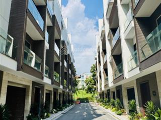 Duy nhất căn liền kề 6 tầng cách cầu chương dương 200m, 25 tỷ, 80m2, mặt tiền 8m. pháp lý uy tín