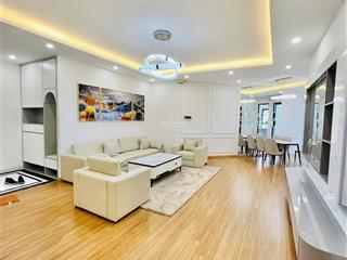 Bán căn 121m2  2pn sửa được thành 3pn tòa 24t hoàng đạo thúy, giá bán 65tr/m2.  0986 787 ***