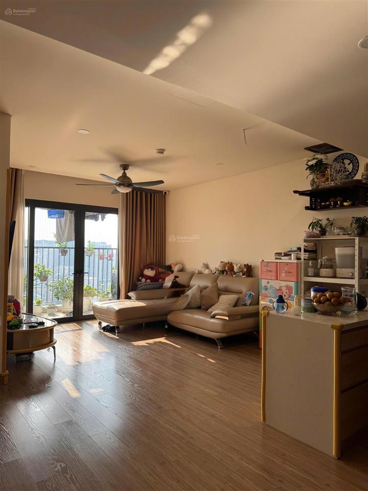 Bán căn 2pn71m2 sky park tôn thất thuyết cầu giấy, giá 7.85 tỷ full nội thất mới. 0986 787 ***