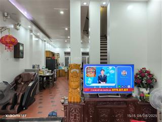 Bán nhà 4 tầng dân xây xịn làng việt kiều châu âu. phân lô, liền kề vị trí kinh doanh làm văn phòng