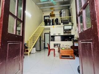 Bán nhà 40m2 tổ 5 gần sát bến xe yên nghĩa ql6 cạnh trường tiểu học mầm non. hàng hiếm giá siêu mềm