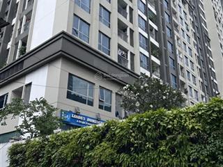 Bán nhà 2 mặt hxh nhựa 6m dt 4.3m x 14m 4 tầng hàng xóm cư dân vinhome center park