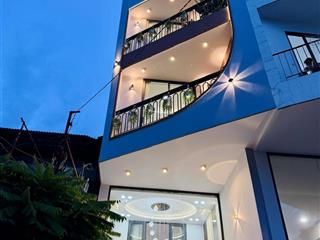 Mặt tiền kinh doanh sát phạm văn đồng 5 tầng nhà mới 4pn oto ngủ nhà chỉ 9 tỷ