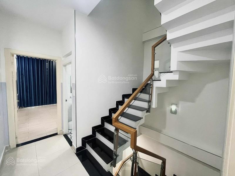 Bán nhà hxh hồ biểu chánh 4m x 14m 4 tầng 4pn gần mặt tiền chỉ 12,68 tỷ