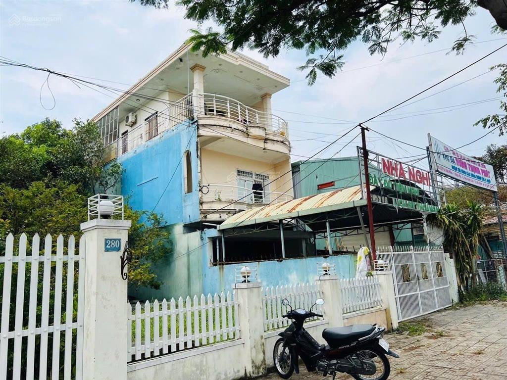 Chính chủ  bán giá đất mặt tiền lê văn hiến, gp xây 12 tầng giá 70tr/m2