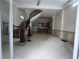 Nhà vị trí đẹp ngõ thông, rộng thênh thang, ô tô tránh, ở ngay 41m2 giá 4,85 tỷ nam hồng, đông anh