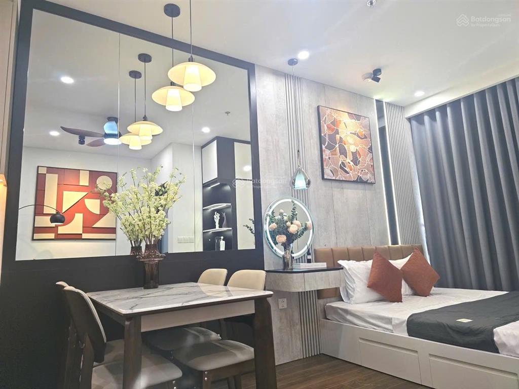 Bán gấp căn studio diện tích 28m2 toà c masteri full nội thất đẹp giá 3,35 tỷ