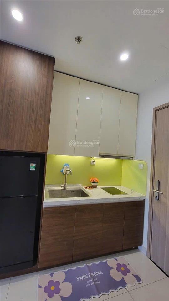 Bán căn studio full đồ nội thất toà s203 tầng trung giá 2,855 tỷ bao phí.