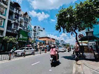 Bán nhà mt đường 10m, p.chánh hưng q8  gần 72m2  chỉ nhỉnh 9 tỉ !