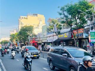 Bán nhà đường 8m tt quận 8, dt 68m2 đẹp chỉ 8,299 tỷ, nhiều tiện ích, kẹt bán trước tết