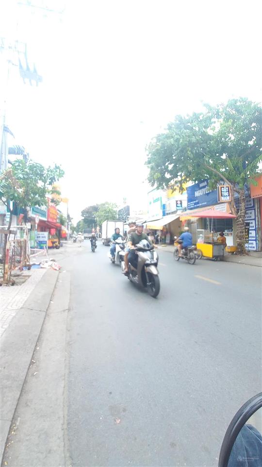 Chủ nhiệt bán căn nhà, dt 93m2 (5x19), 5 pn, 5wc đường ô tô vườn lài, an phú đông, q12