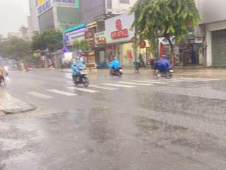 Mặt tiền đường cách mạng tháng 8, tân bình, diện tích 8mx24m, 220m2 giá 64,99 tỷ