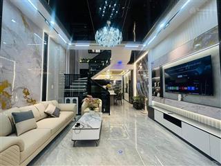 Siêu phẩm 72,5m2 hoà hưng, quận 10 giá chỉ 3tỷ940. nhà 4 tầng  5pn. gần vòng xoay dân chủ. shr