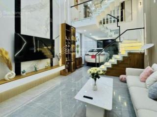 Tin vui! nhà liền kề vạn hạnh mall, quận 10 giá 4tỷ550. dt 63m2  4pn, hẻm xe hơi, full nội thất