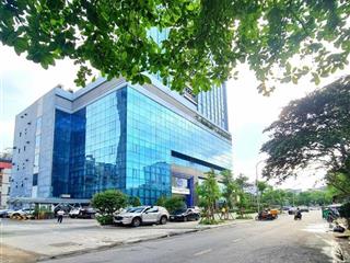 Bán nhà đường lạc long quân, tây hồ diện tích 100m2 mặt tiền 5m, sổ sẵn, giao dịch ngay giá tl