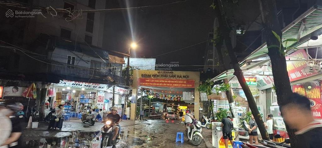 Bán nhà ngọc khánh, đê la thành, 51m2 5 tầng thang máy, 16,2 tỷ, sổ sẵn, giao dịch ngay.