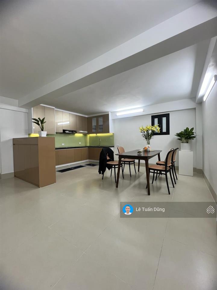 Bán nhà riêng tại giang văn minh, kim mã, 40m2 5 tầng, 5,2m mặt tiền 12,5 tỷ, sổ đỏ chính chủ