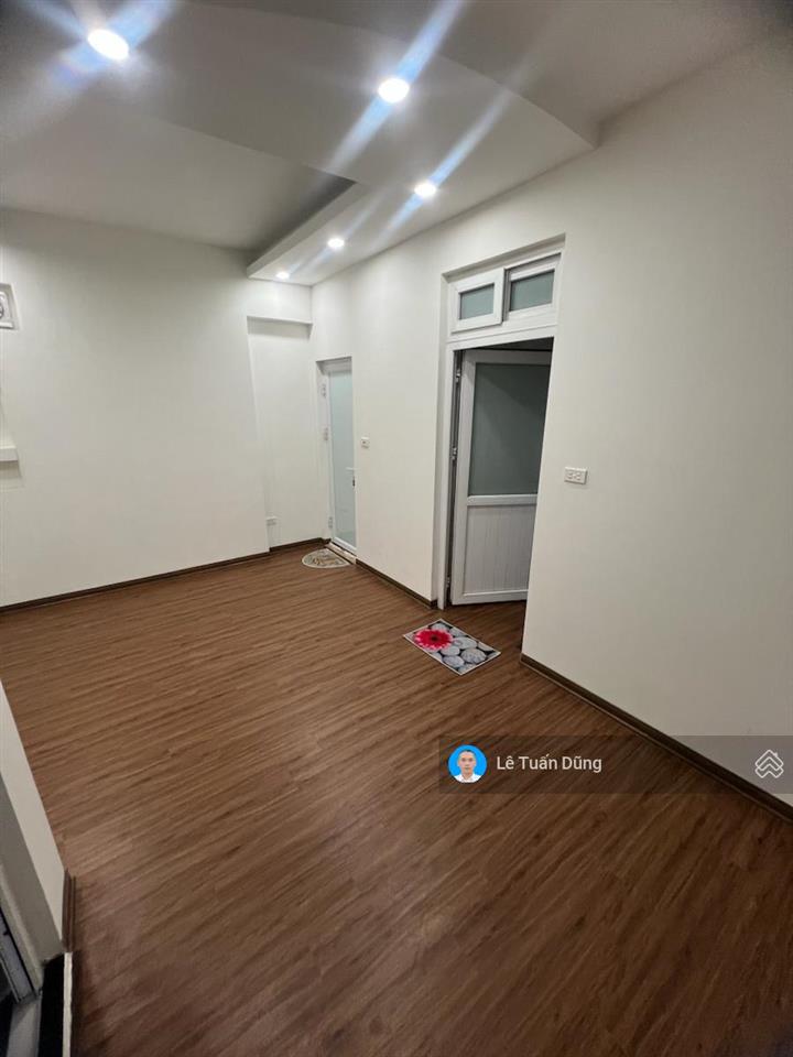 Bán nhà riêng tại giang văn minh, kim mã, 40m2 5 tầng, 5,2m mặt tiền 12,5 tỷ, sổ đỏ chính chủ