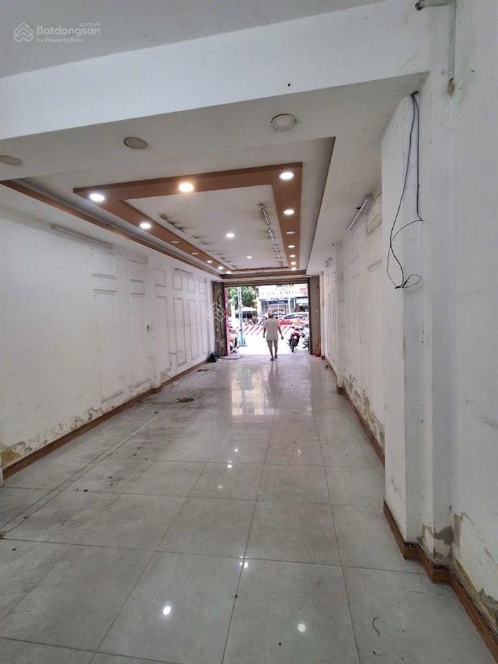 Mặt tiền kinh doanh đa ngành nghề  đường ông ích khiêm, quận 11