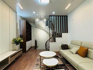 Bán nhà nguyễn văn trỗi, dt 23m2 x 6t, mt 3.8m, 5.98 tỷ, ô tô đỗ cửa, full nội thất nhập ngoại