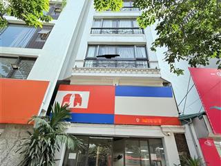 Còn bán, nhà mặt đường phạm văn đồng có thang máy, 2 mặt tiền