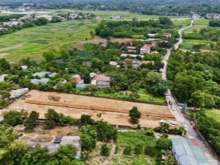Cần bán 103m2 full thổ cư, sổ đỏ chính chủ  vị trí đẹp tại xuân sơn, sơn tây