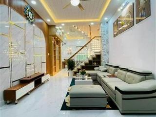 Nhà ngộp 2 tỷ 560/ 60m2 hiệp bình chánh, thủ đức cách giga mall 200m, cho thuê 14 tr/th