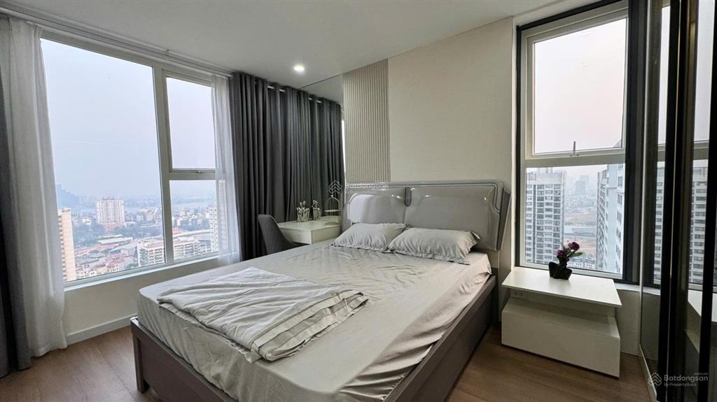 Bán gấp căn hộ tòa n03t2 dt  85m2pn2vs  tầng trung  full đồ  view hồ  giá nào cũng bán