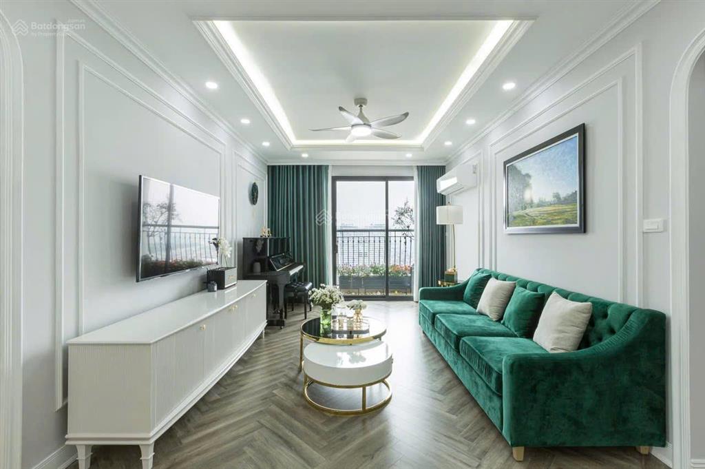 Cần tìm gấp chủ mới cho căn hộ cao cấp tòa 6th elemnet  2slot xe  tầng cao  giá nào cũng bán