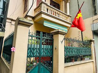 Bán nhà riêng phố lạc long quân, 71m2, mt 5.6m, nhà 4 tầng lô góc, đường trước nhà 3.5m, 19.5 tỷ