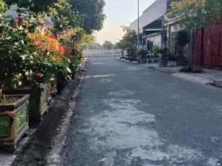 CẦN BÁN MẢNH 70m2 TRỤC CHÍNH KINH DOANH NHỈNH 1 TỈ 